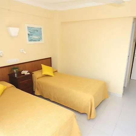 Hostel Hsr Gil (Adults Only) *